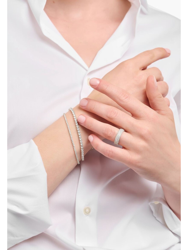 Bracelet en argent avec pierres d'oxyde de zirconium blanc