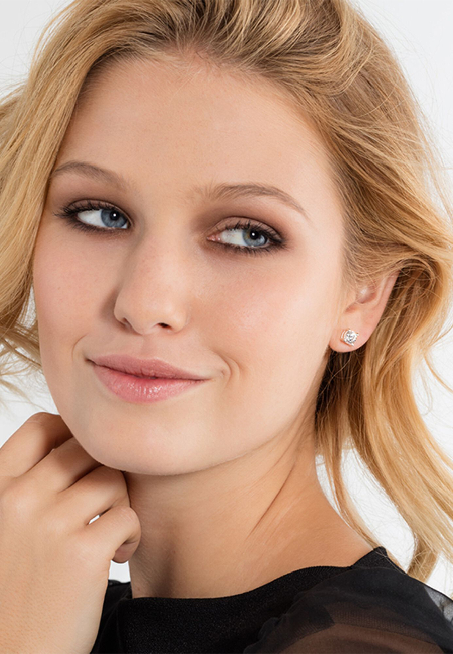 Boucles d'oreilles Pierre Blanche