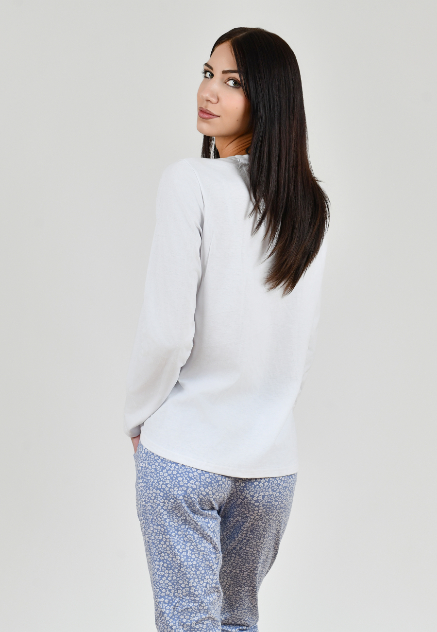 Klassisches langärmeliges Pyjama-Set aus Baumwolle Klassisches langärmeliges Pyjama-Set aus Baumwolle